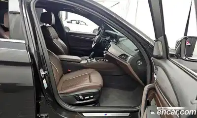 BMW 5-Series 2020 2.0 Автомат в Москве № 191983, миниатюра 2