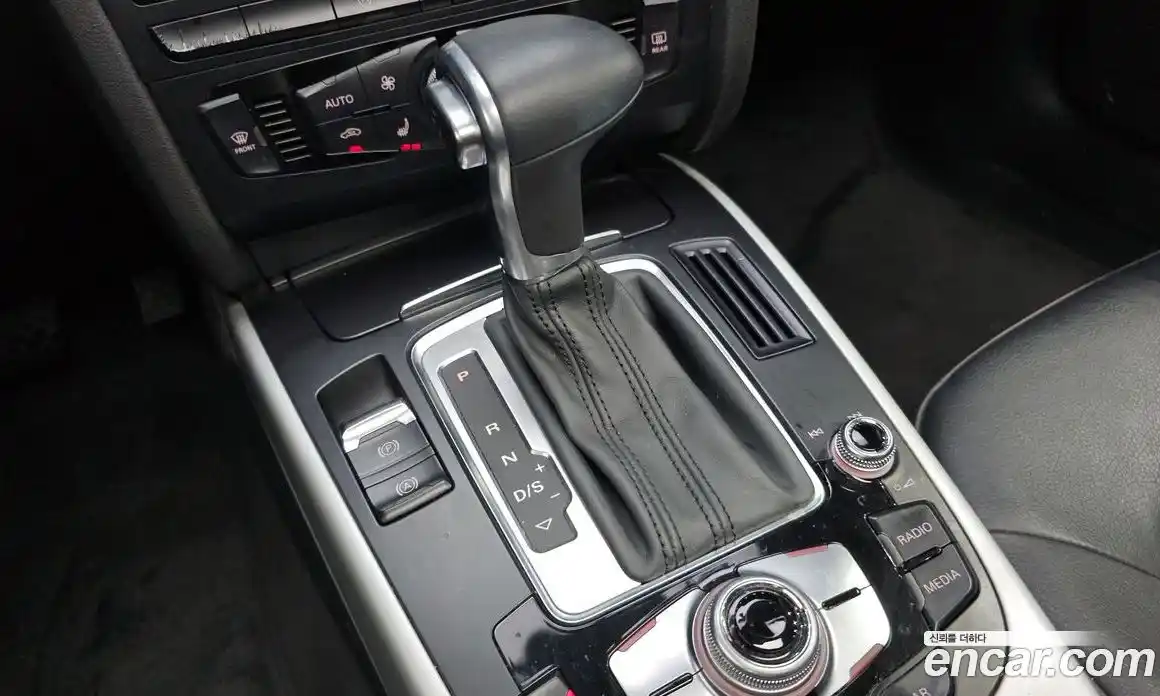 Audi A4 2016 2.0 Автомат в Москве № 192336, фото 9