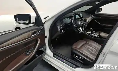 BMW 5-Series 2018 2.0 Автомат в Москве № 192955, миниатюра 11