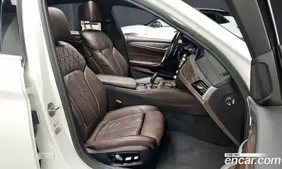 BMW 5-Series 2018 2.0 Автомат в Москве № 192955, миниатюра 3