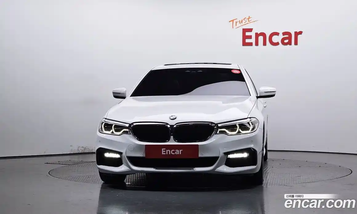 BMW 5-Series 2018 2.0 Автомат в Москве № 192955, фото 9