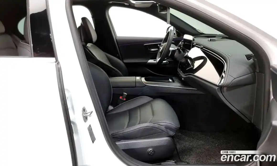 Mercedes-Benz E-Class 2024 2.0 Автомат в Москве № 193931, фото 5