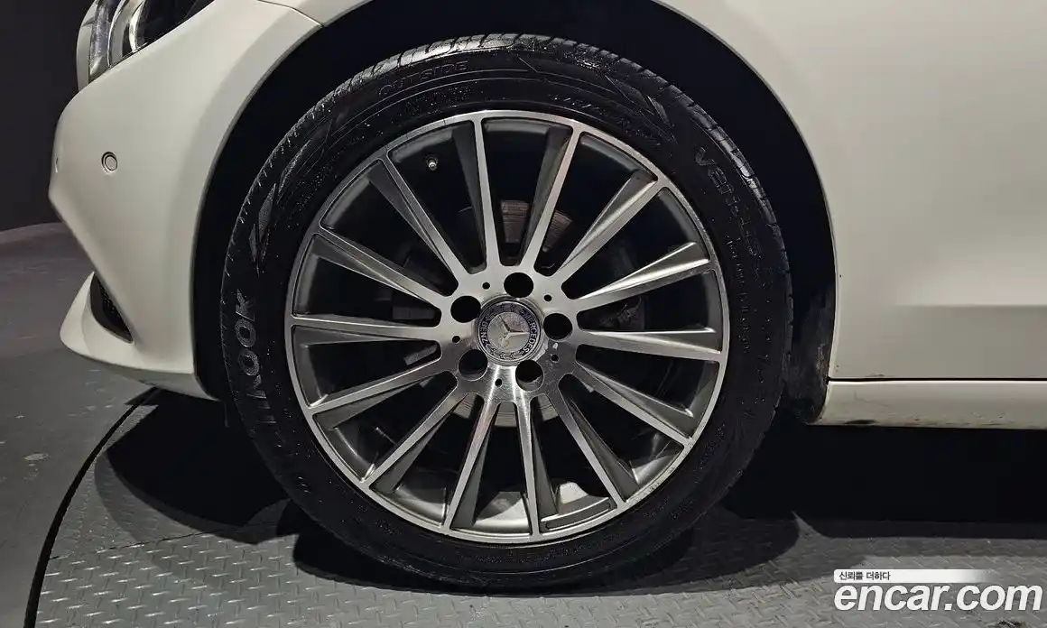 Mercedes-Benz C-Class 2017 2.0 Автомат в Москве № 195347, фото 14