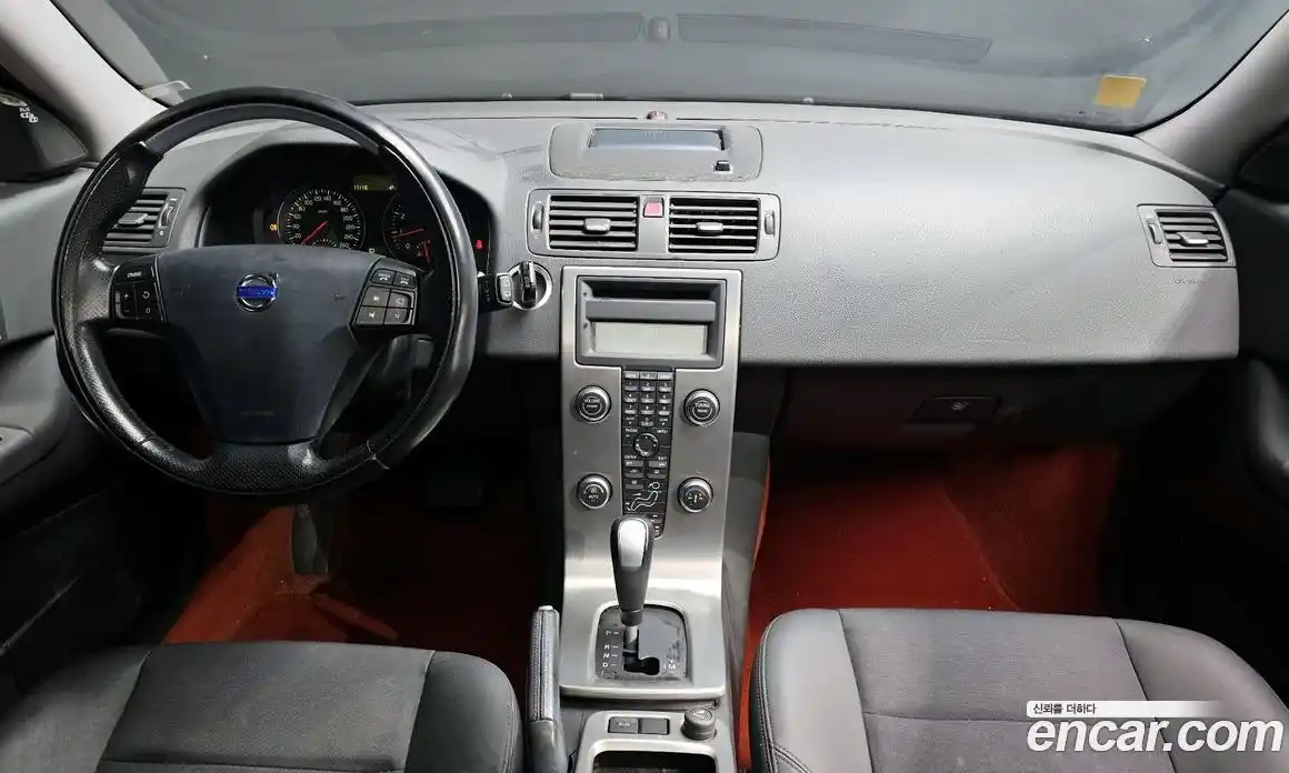 Volvo C30 2010 2.4 Автомат в Москве № 195602, фото 7