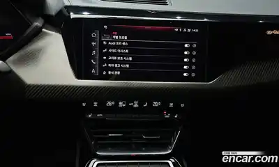 Audi RS e-tron GT 2022 0.1 Автомат в Москве № 195978, миниатюра 3