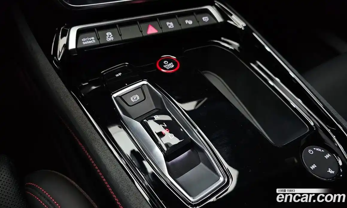 Audi RS e-tron GT 2022 0.1 Автомат в Москве № 195978, фото 10