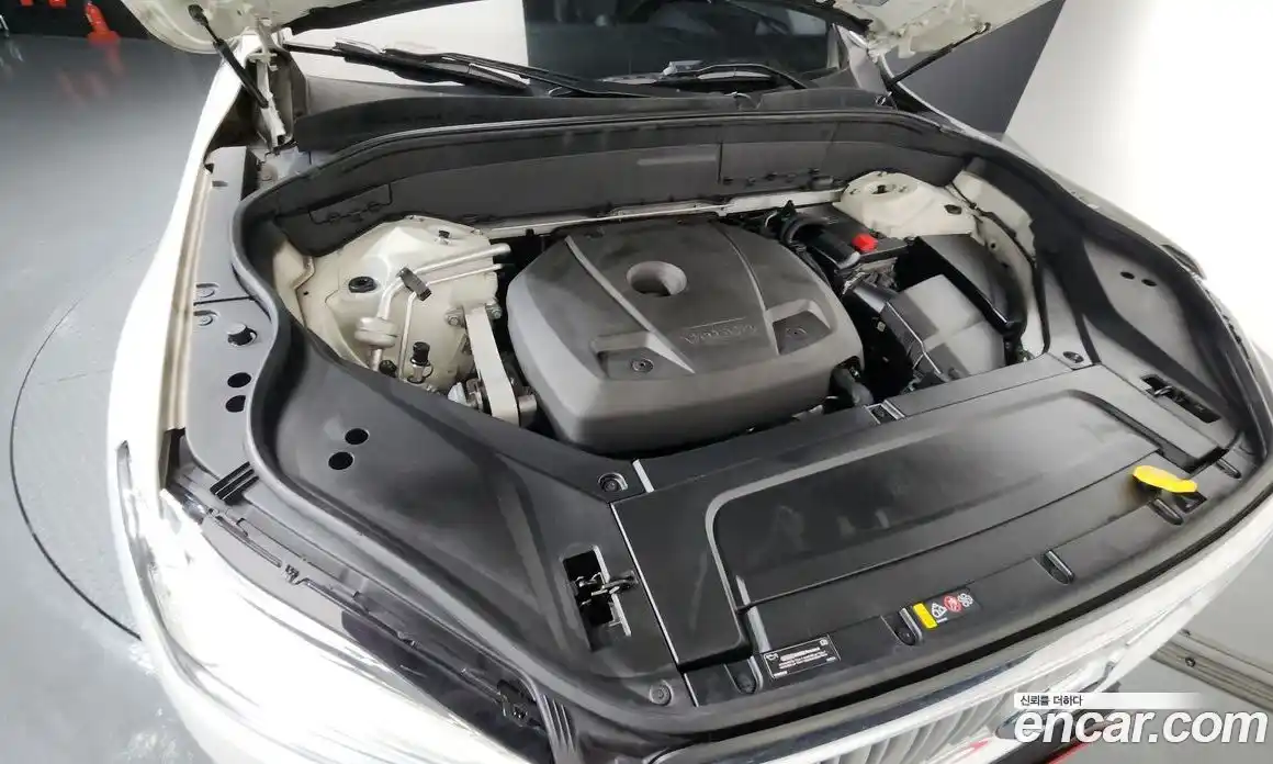 Volvo XC90 2017 2.0 Автомат в Москве № 196991, фото 18