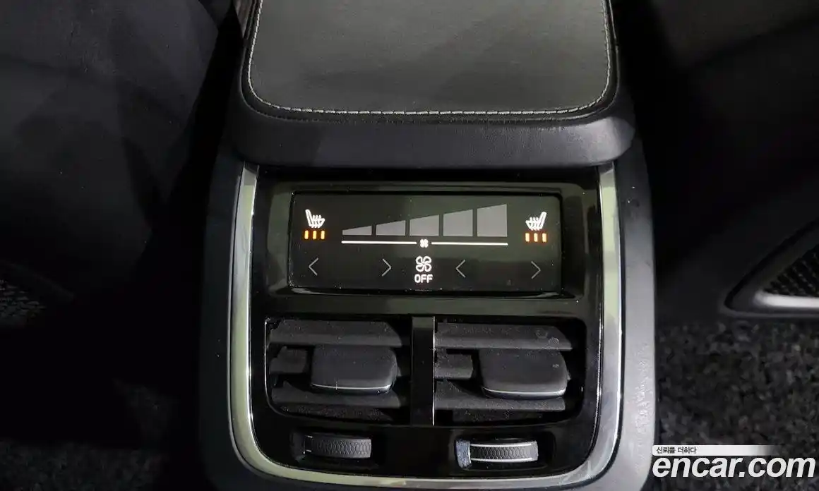 Volvo XC90 2017 2.0 Автомат в Москве № 196991, фото 20