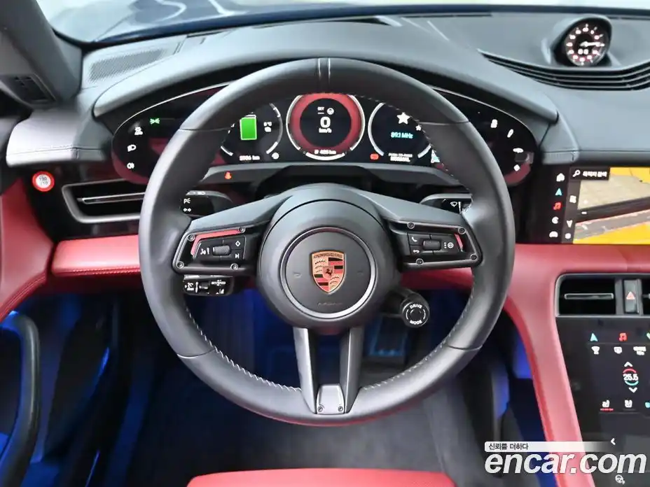 Porsche Taycan 2025 0.1 Автомат в Москве № 197731, фото 13