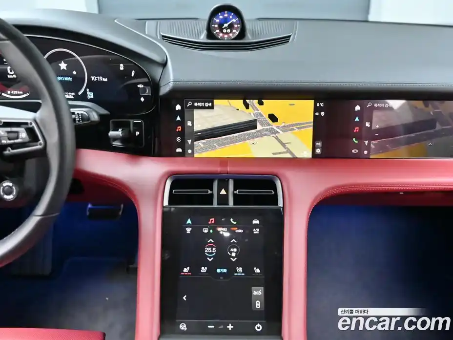 Porsche Taycan 2025 0.1 Автомат в Москве № 197731, фото 14