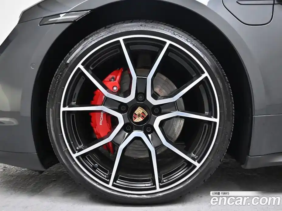 Porsche Taycan 2025 0.1 Автомат в Москве № 197731, фото 5