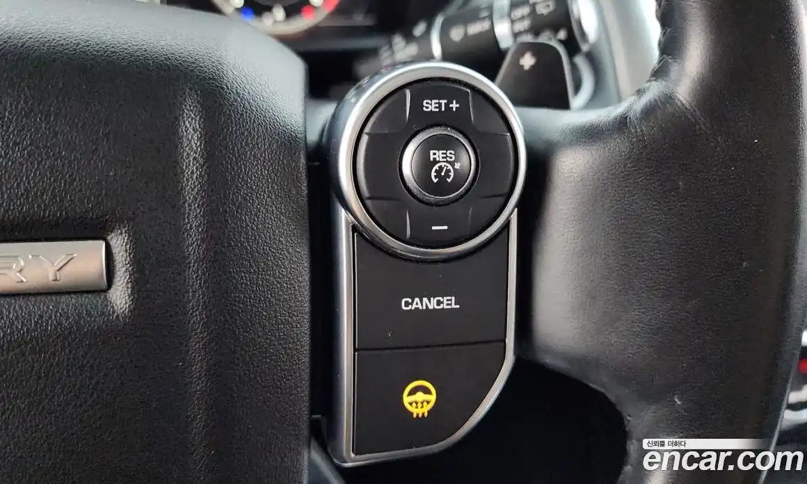 Land Rover Discovery 2018 3.0 Автомат в Москве № 198282, фото 17