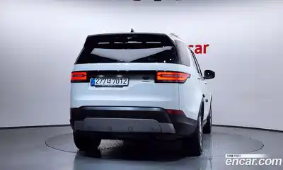 Land Rover Discovery 2018 3.0 Автомат в Москве № 198282, миниатюра 4