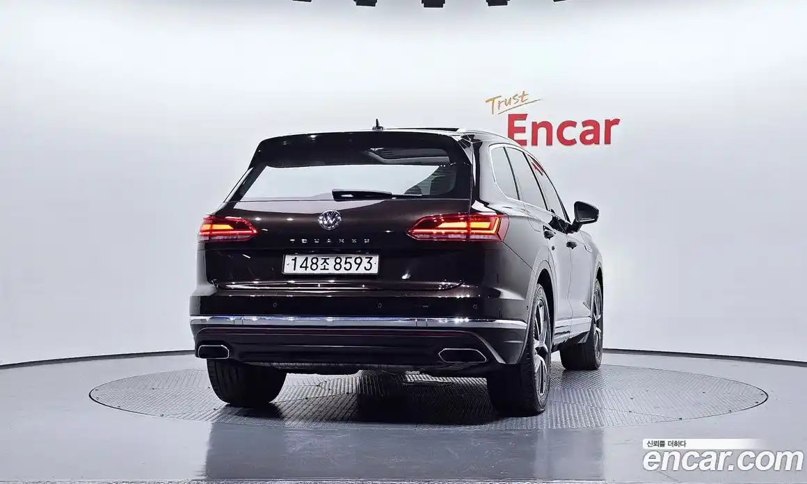 Volkswagen Touareg 2020 3.0 Автомат в Москве № 199122, фото 12