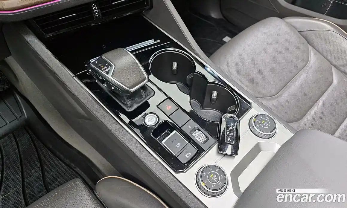 Volkswagen Touareg 2020 3.0 Автомат в Москве № 199122, фото 20