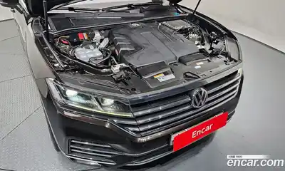 Volkswagen Touareg 2020 3.0 Автомат в Москве № 199122, миниатюра 3