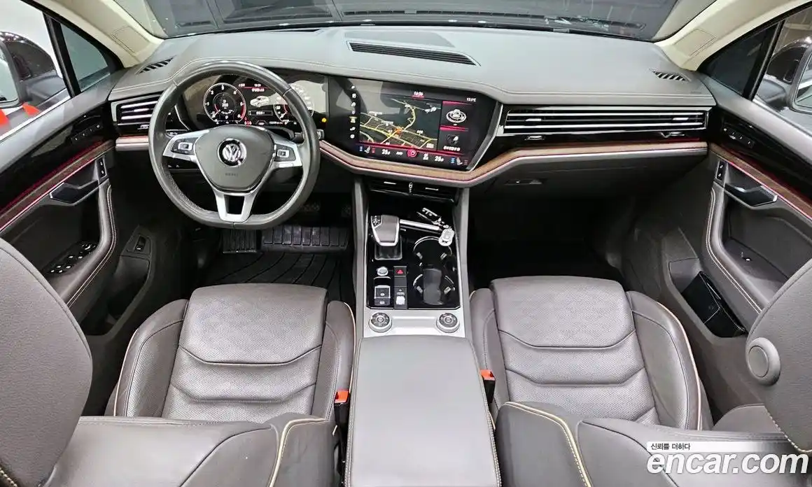 Volkswagen Touareg 2020 3.0 Автомат в Москве № 199122, фото 9