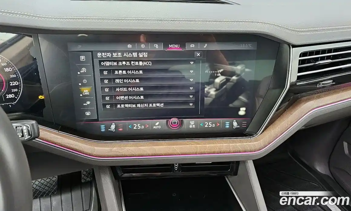 Volkswagen Touareg 2020 3.0 Автомат в Москве № 199122, фото 10