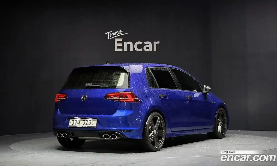 Volkswagen Golf 2016 2.0 Автомат в Москве № 199267, фото 16