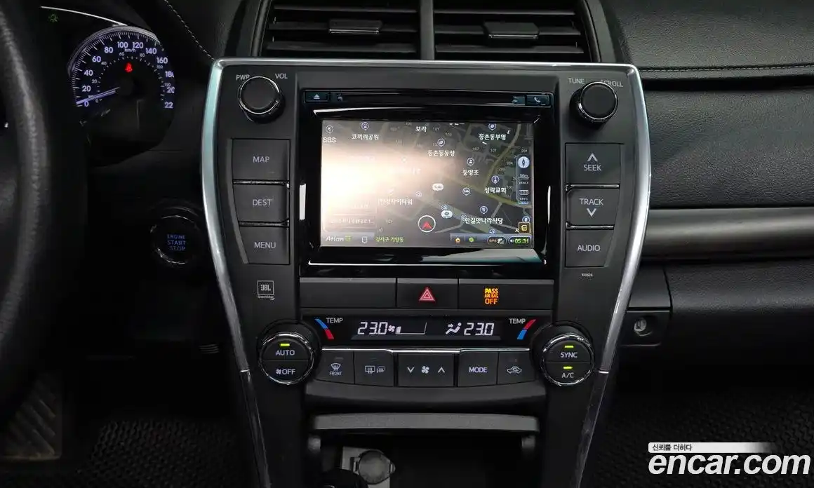 Toyota Camry 2017 2.5 Автомат в Москве № 199673, фото 14