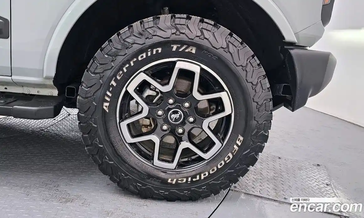 Ford Bronco 2023 2.7 Автомат в Москве № 199775, фото 7