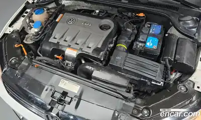 Volkswagen Jetta 2012 2.0 Автомат в Москве № 210289, миниатюра 4