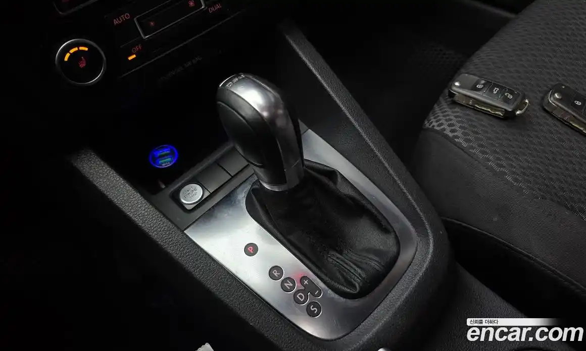 Volkswagen Jetta 2012 2.0 Автомат в Москве № 210289, фото 5