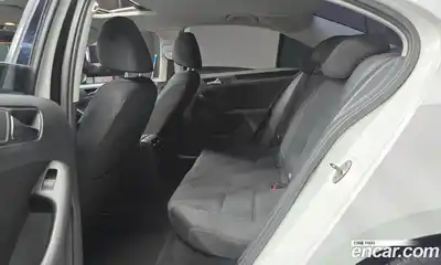 Volkswagen Jetta 2012 2.0 Автомат в Москве № 210289, миниатюра 7