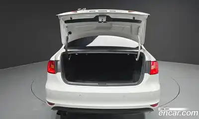 Volkswagen Jetta 2012 2.0 Автомат в Москве № 210289, миниатюра 9