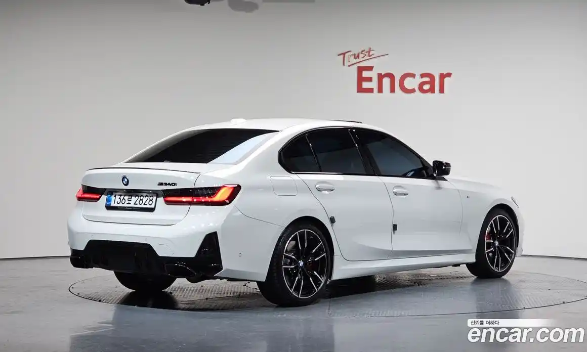 BMW 3-Series 2025 3.0 Автомат в Москве № 210381, фото 17