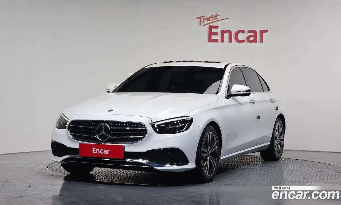 Mercedes-Benz E-Class 2021 2.0 Автомат в Москве № 211911, фото 15