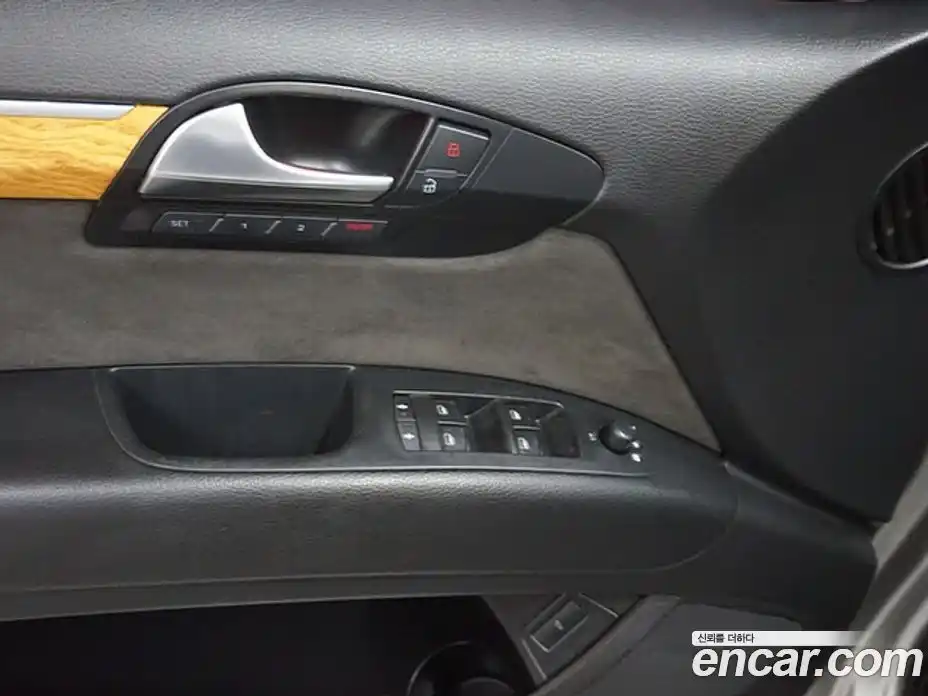 Audi Q7 2009 3.0 Автомат в Москве № 211959, фото 16