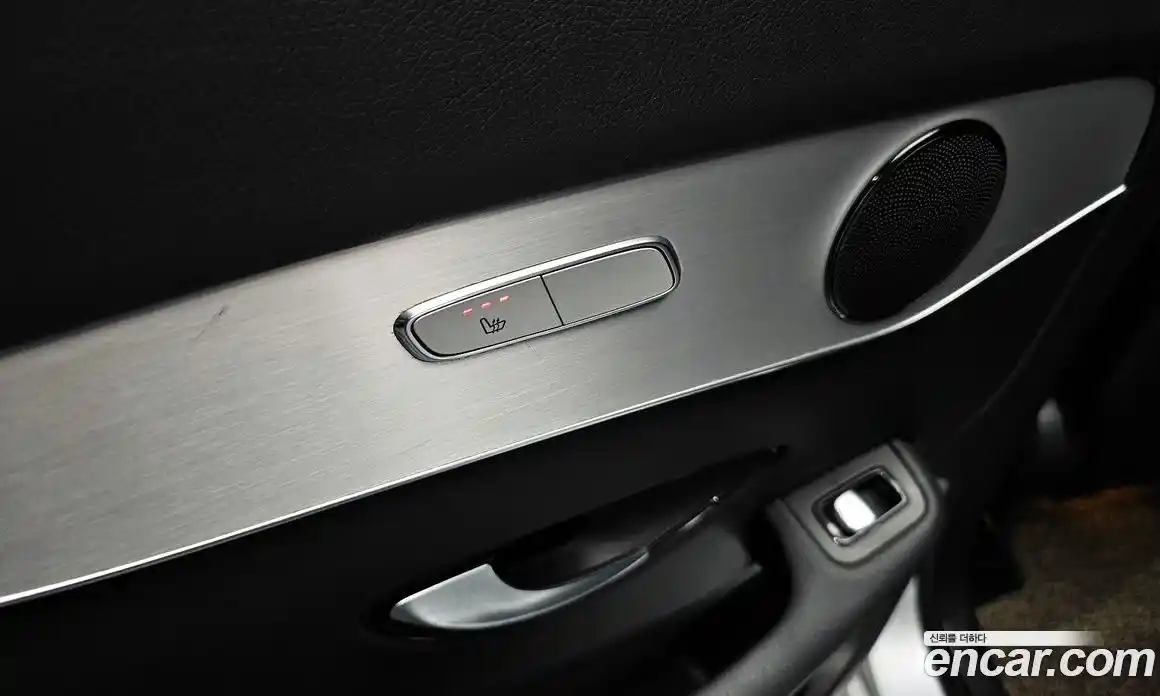 Mercedes-Benz GLC-Class 2019 2.0 Автомат в Москве № 212023, фото 12