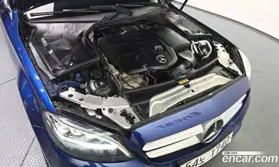 Mercedes-Benz C-Class 2019 1.9 Автомат в Москве № 212081, миниатюра 3