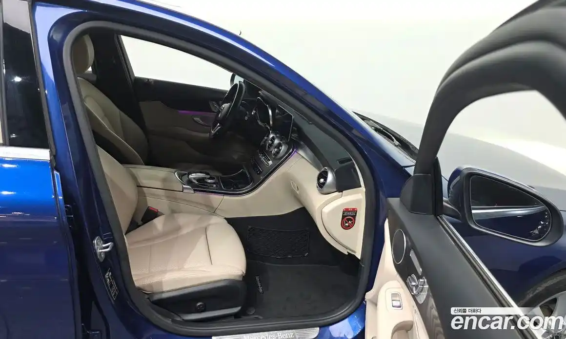 Mercedes-Benz C-Class 2019 1.9 Автомат в Москве № 212081, фото 10