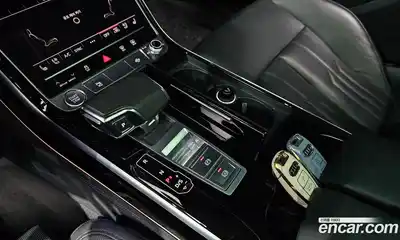 Audi A8 2020 3.0 Автомат в Москве № 212402, миниатюра 4