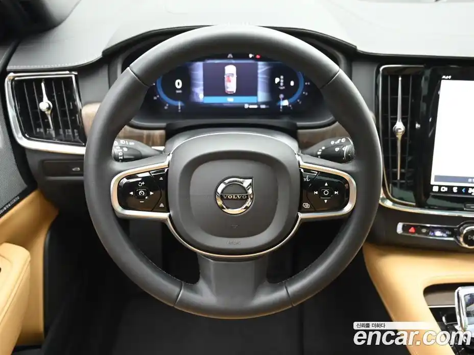 Volvo V90 2024 2.0 Автомат в Москве № 212790, фото 13