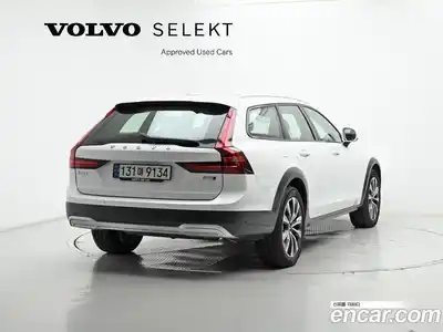 Volvo V90 2024 2.0 Автомат в Москве № 212790, миниатюра 2