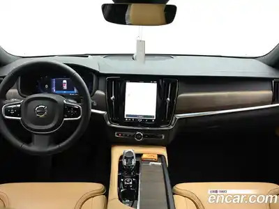 Volvo V90 2024 2.0 Автомат в Москве № 212790, миниатюра 7