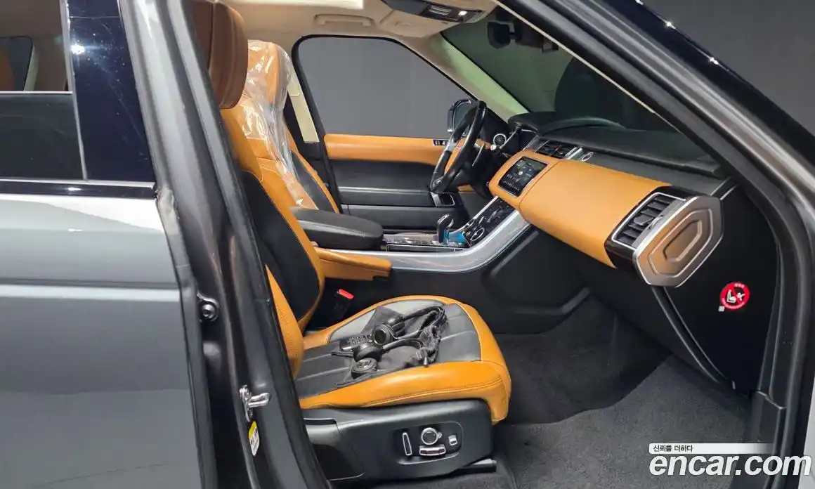 Land Rover Range-Rover Sport 2018 3.0 Автомат в Москве № 213505, фото 4