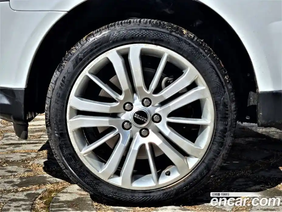 Land Rover Range-Rover Sport 2012 3.0 Автомат в Москве № 213777, фото 20