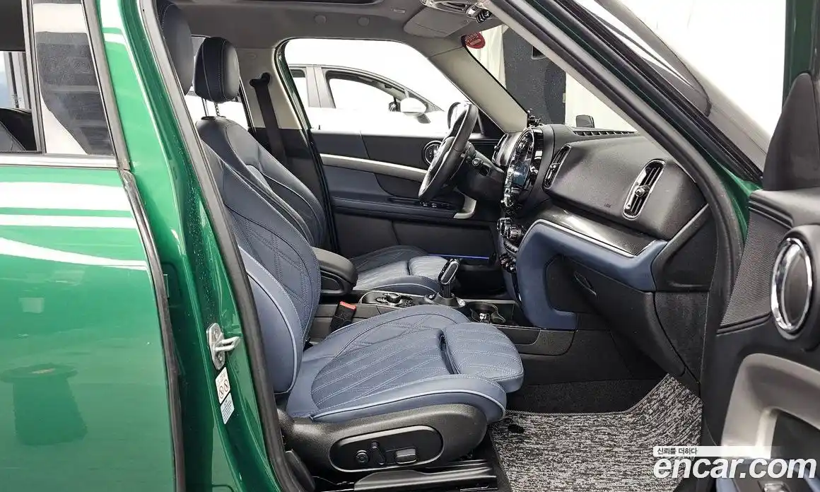 Mini Countryman 2023 2.0 Автомат в Москве № 214193, фото 13