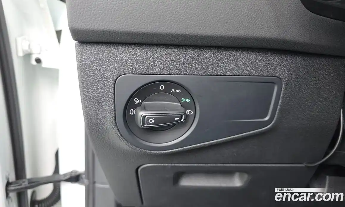 Volkswagen Tiguan 2022 2.0 Автомат в Москве № 215043, фото 15