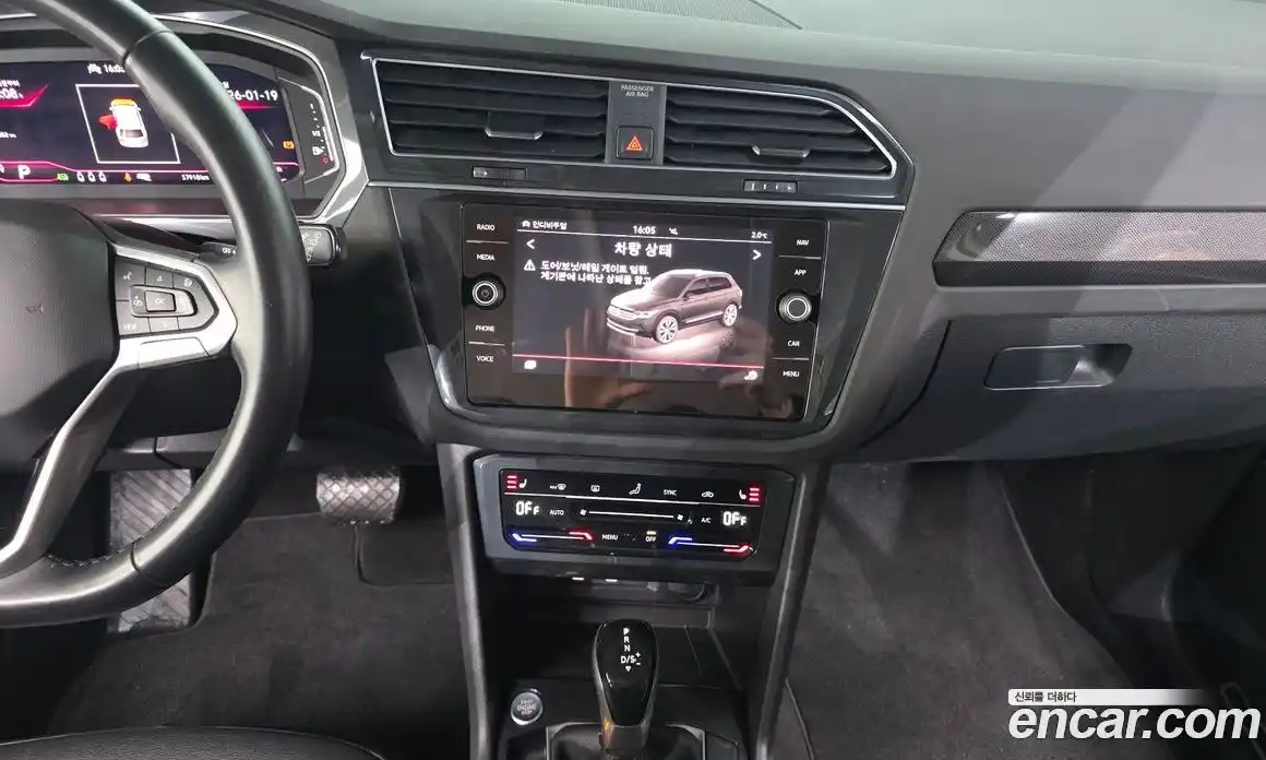 Volkswagen Tiguan 2022 2.0 Автомат в Москве № 215043, фото 3