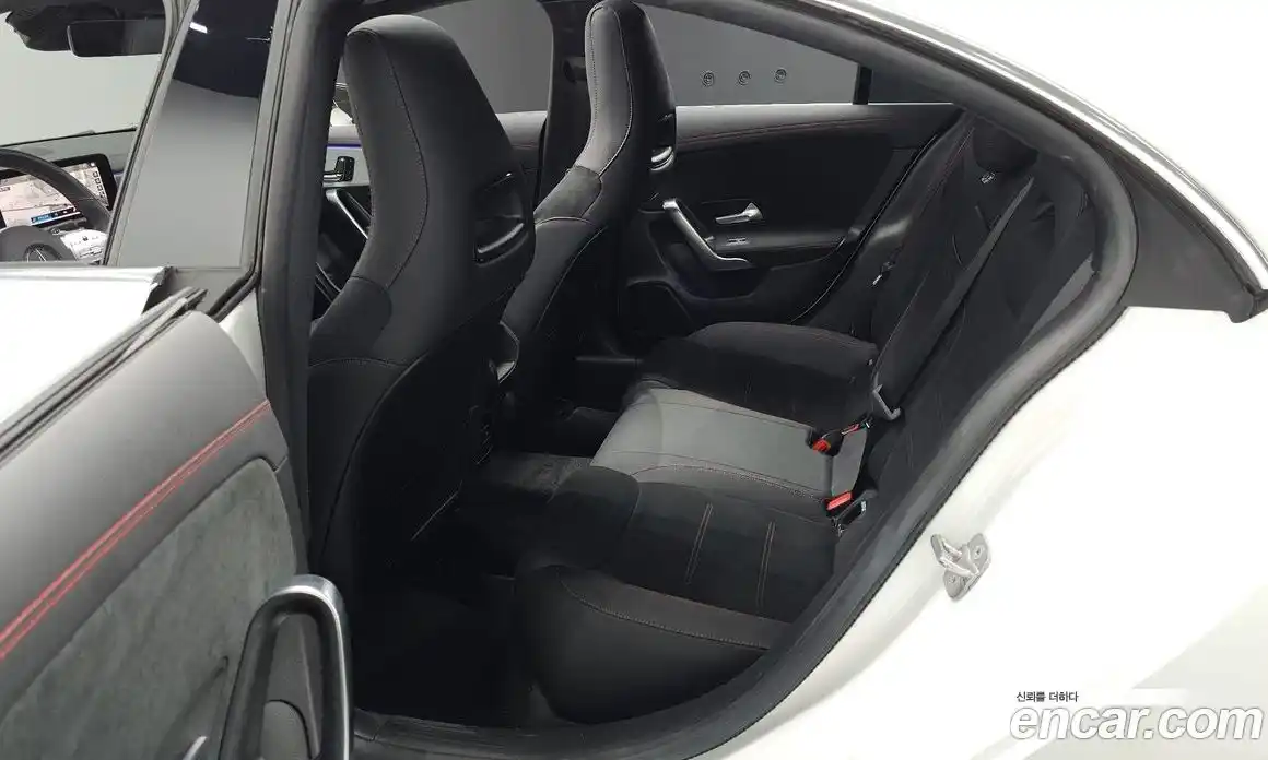 Mercedes-Benz CLA-Class 2023 2.0 Автомат в Москве № 220710, фото 7
