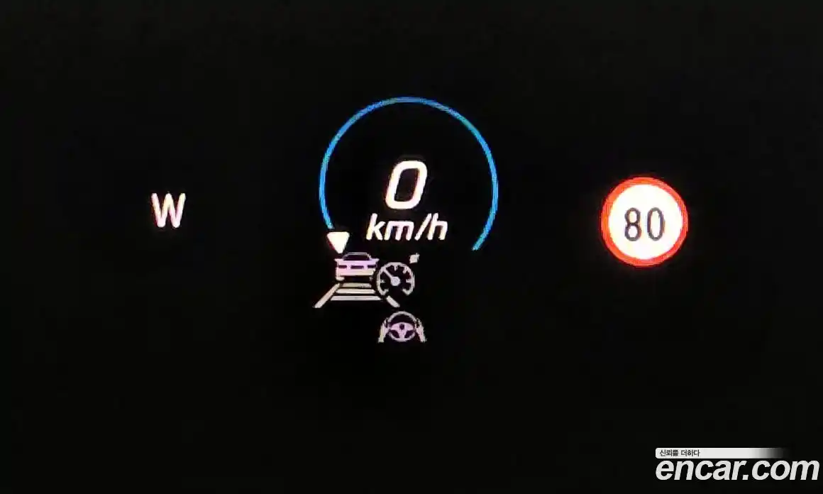 Mercedes-Benz E-Class 2023 1.9 Автомат в Москве № 223264, фото 18