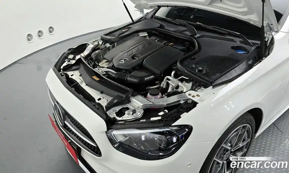 Mercedes-Benz E-Class 2023 1.9 Автомат в Москве № 223264, фото 6