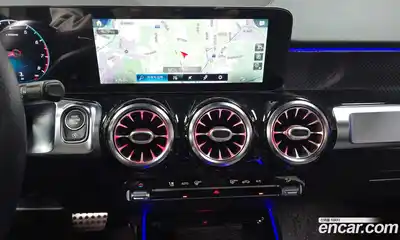 Mercedes-Benz GLB-Class 2021 2.0 Автомат в Москве № 224429, миниатюра 7