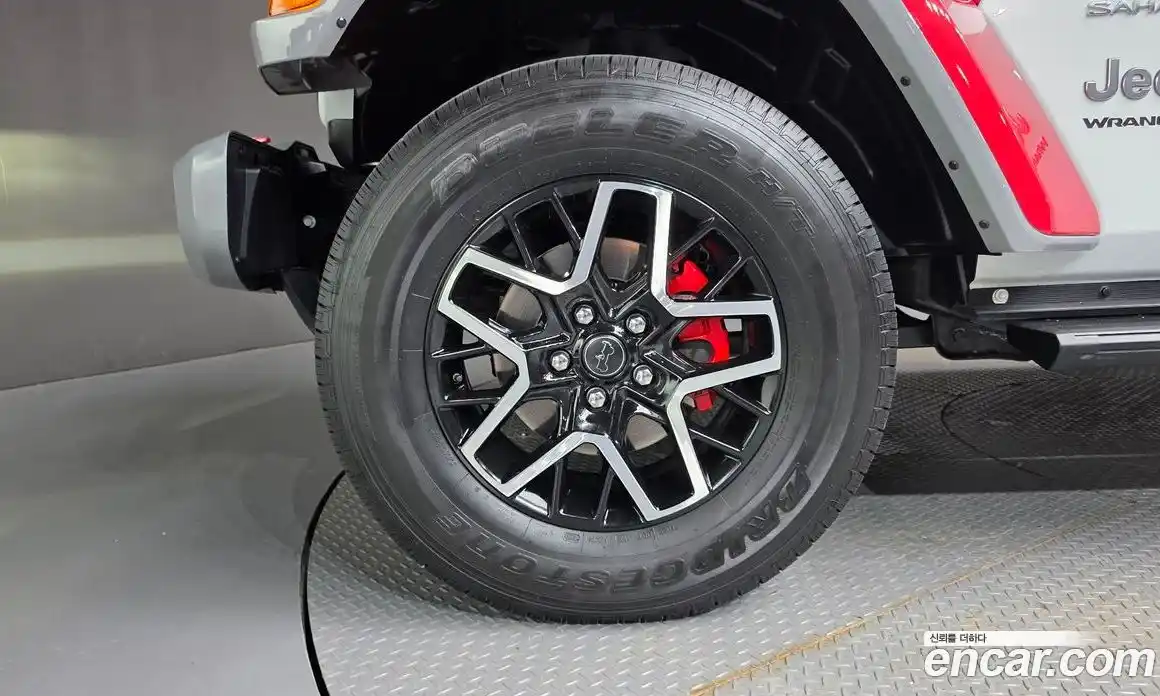 Jeep Wrangler 2024 2.0 Автомат в Москве № 226646, фото 4