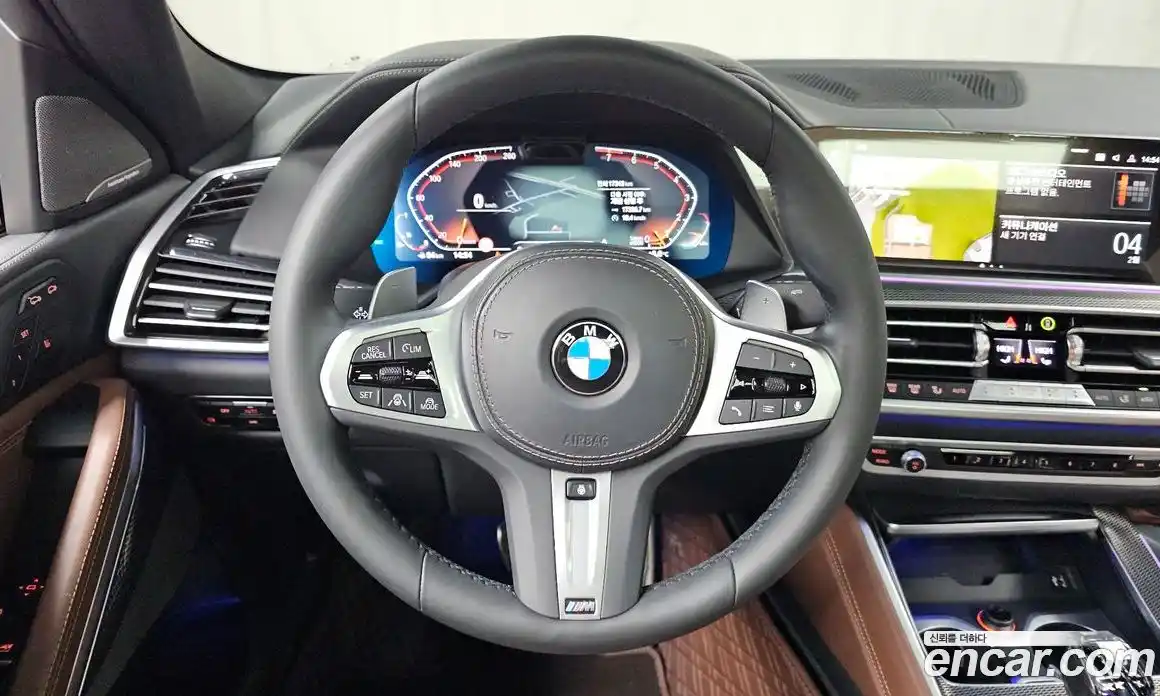 BMW X6 2023 3.0 Автомат в Москве № 228020, фото 11